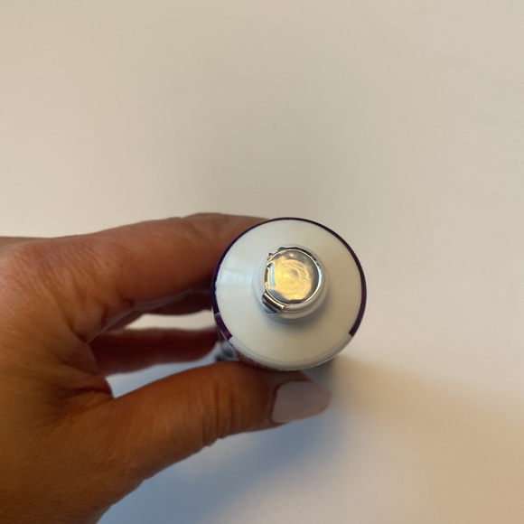 NEW Cela Essential Face Moisturizer & Creme Violette - Picture 5 of 5